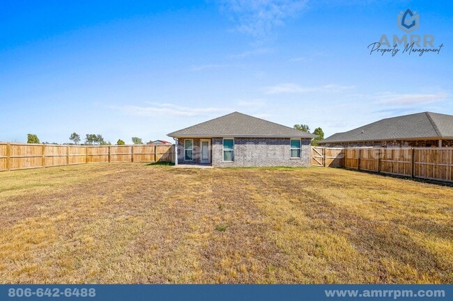 Photo - 119 SW Vicki St