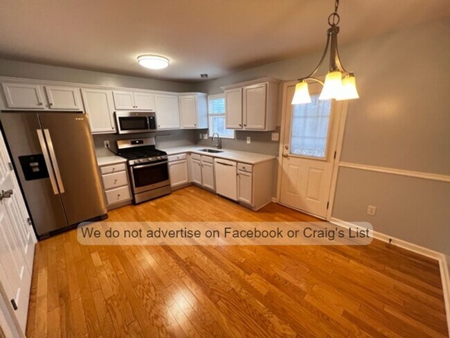 Photo - Olde Towne Village- Cityview Lane