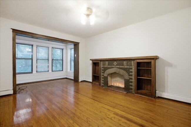 5432 S Drexel Ave Unit 2S
