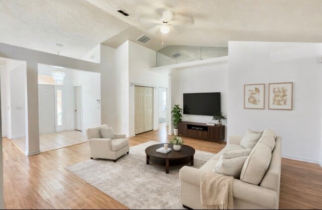 Photo - 4423 NW 36th St