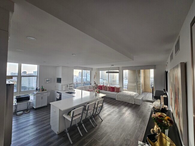 Photo - 550 Okeechobee Blvd Condo Unit 1402