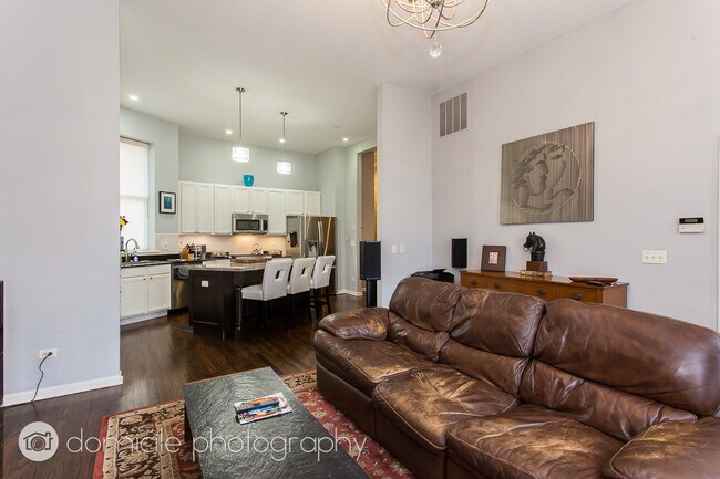 Photo - 2113 W Washington Blvd Unit 1