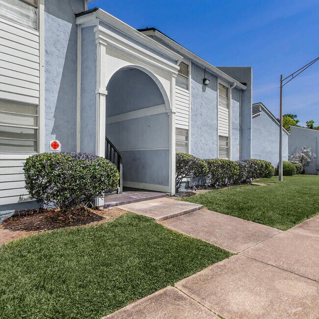 Cross Creek Apartments For Rent in Jacksonville, FL