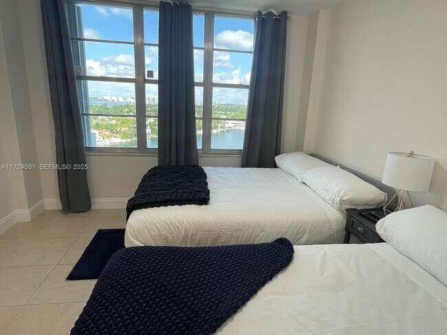 Photo - 5151 Collins Ave Unit 1722