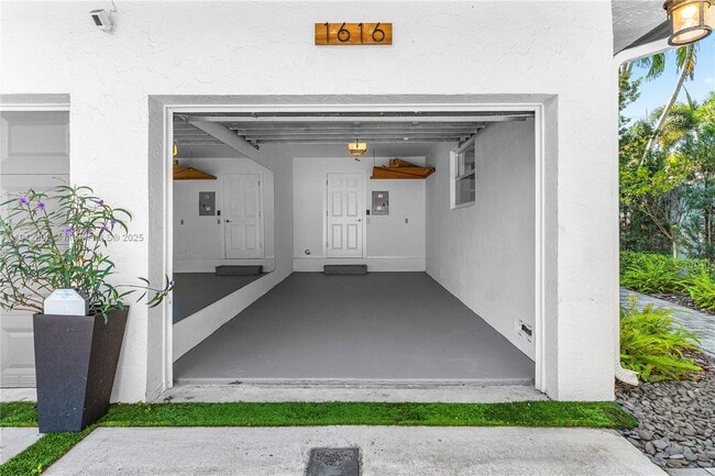 Photo - 1616 NE 5th St