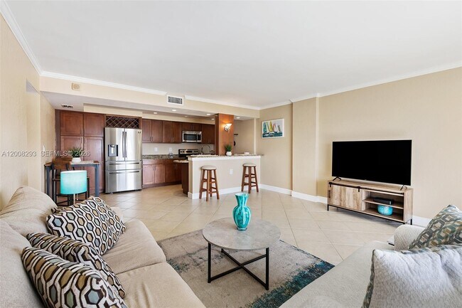 Photo - 2900 NE 30th St Unidad 7G