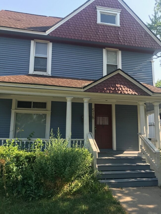 Building Photo - 518 Washtenaw Ave Unit 518-1 Washtenaw Rental
