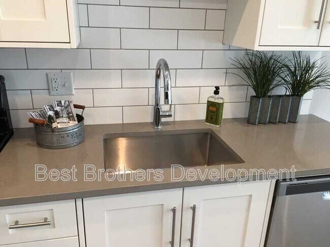 4779 South Park Ave Unit 15