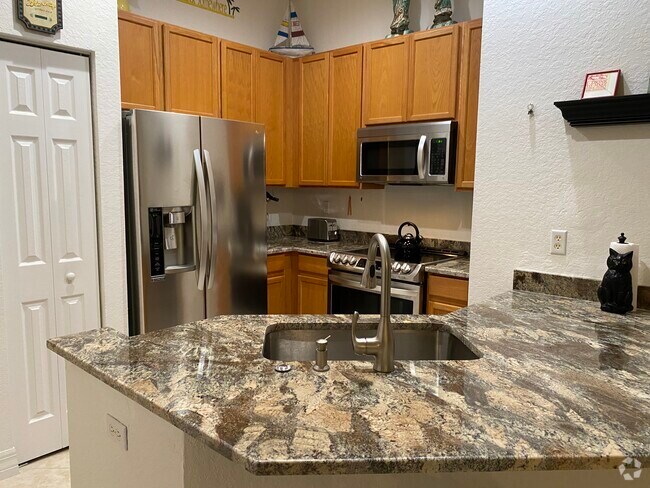 Building Photo - 4931 Bonsai Cir Rental