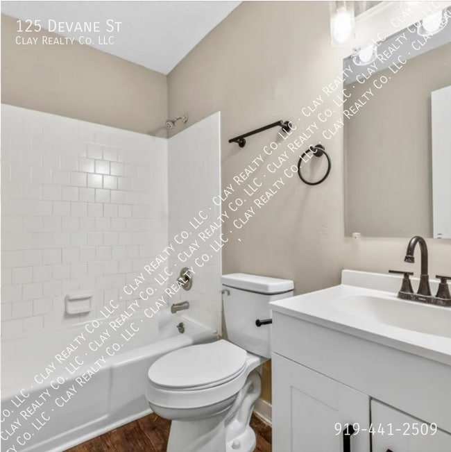 Photo - 125 Devane St