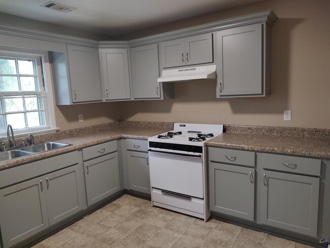 Photo - 1007 Third St