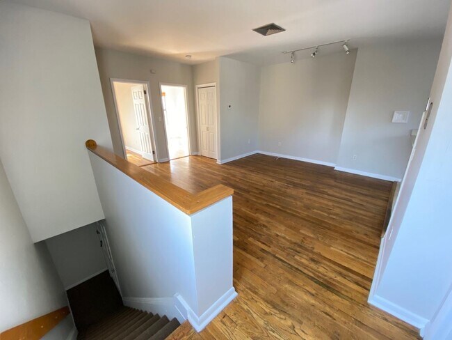 Photo - 276 1st St Unit 3