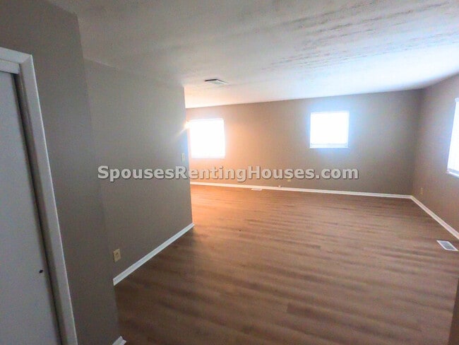 Photo - 1948 Dayton Ave