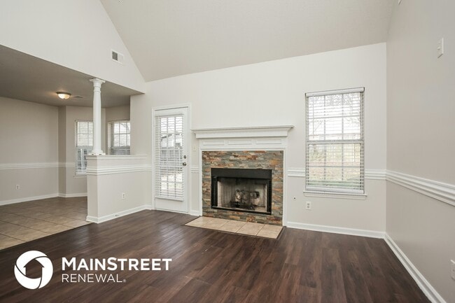 Photo - 2166 Greencliff Dr