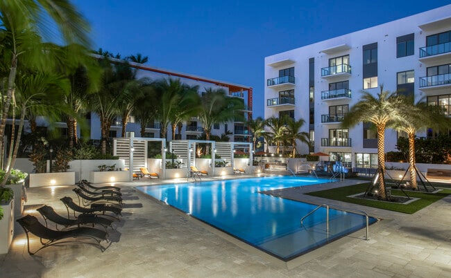 Photo - AMLI Midtown Miami