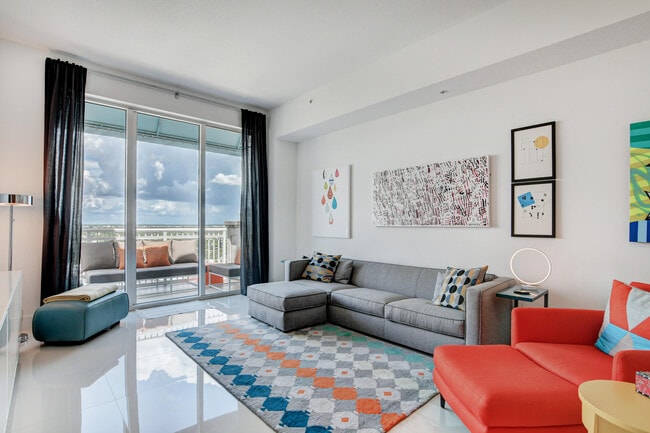 Photo - 450 N Federal Hwy Unit Ph03