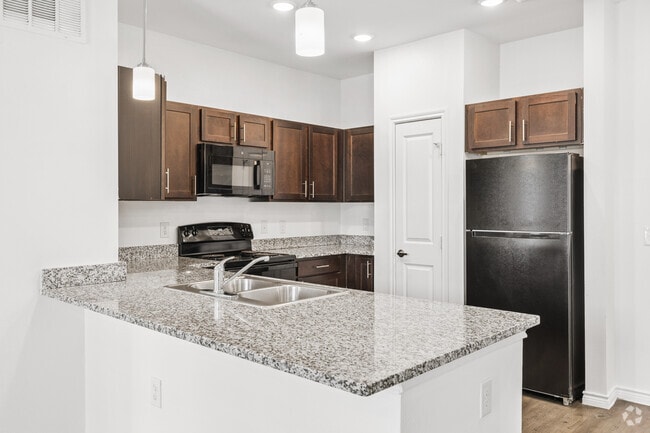 2BR, 2BA - 887SF - Kitchen