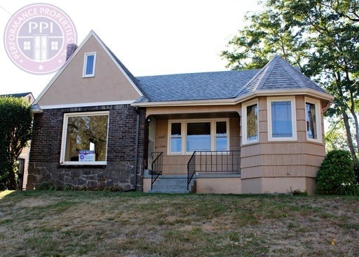 Building Photo - Charming Updated Irvington Home: Refinished Hard Wood Floors + Finished Basement!No Security Depo...