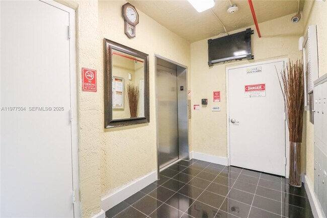 Photo - 134 SW 7th Ave Unit 403