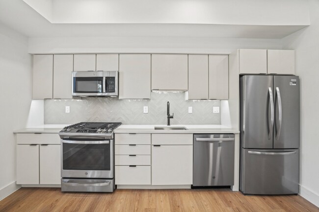 Photo - 716 L St SE Unidad 403