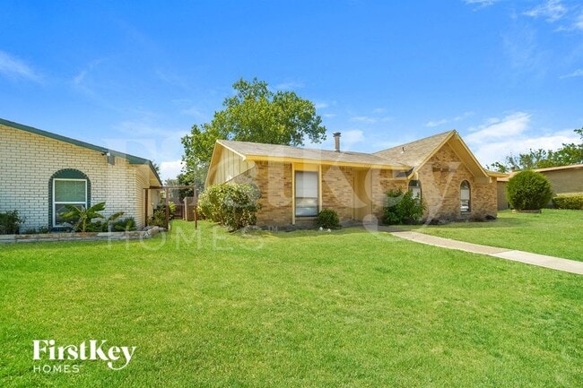 Photo - 5702 Magnolia Ln