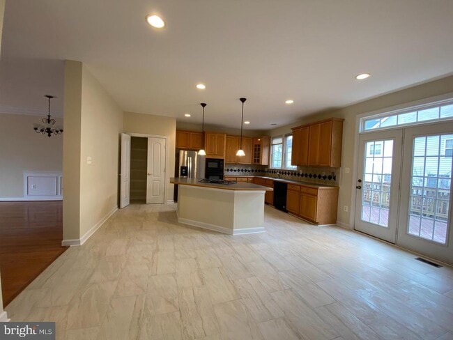 Photo - 8829 Blue Royale Ln