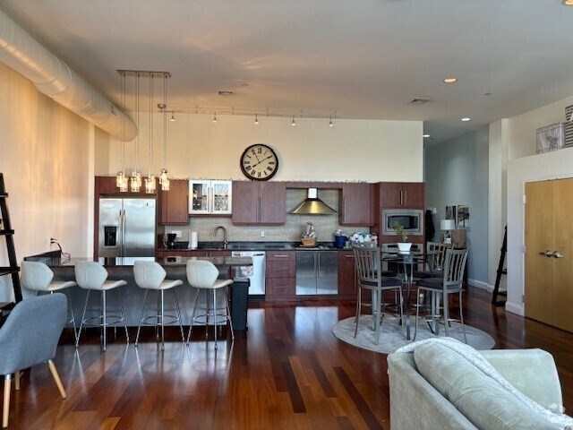 Building Photo - 10 Ocean Ave Unit #206 Rental