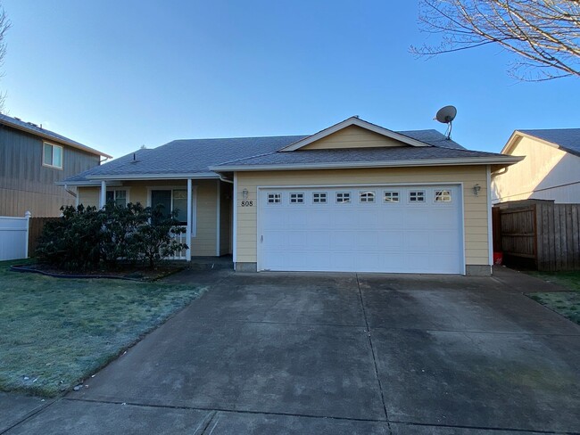 Well Maintained 3 Bedroom 2 Bath Home in N... - Well Maintained 3 Bedroom 2 Bath Home in N...