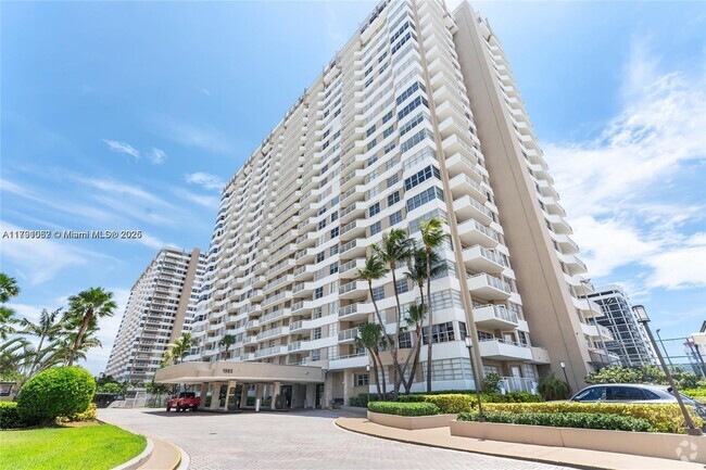 Building Photo - 1985 S Ocean Dr Unit 12J Rental