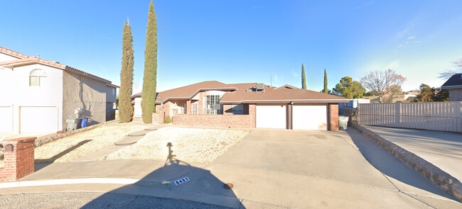 Building Photo - 6451 Loma de Cristo Dr Rental