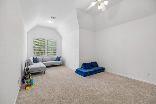 Photo - 14 Guinevere Pl