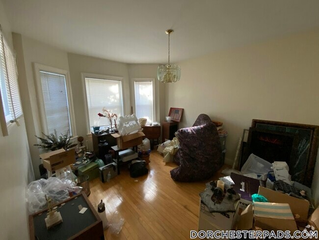 Building Photo - 17 Park View St Rental
