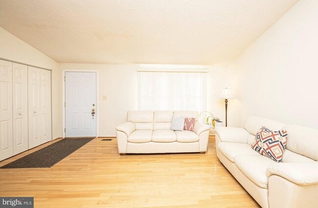 Photo - 1803 E Beech Rd