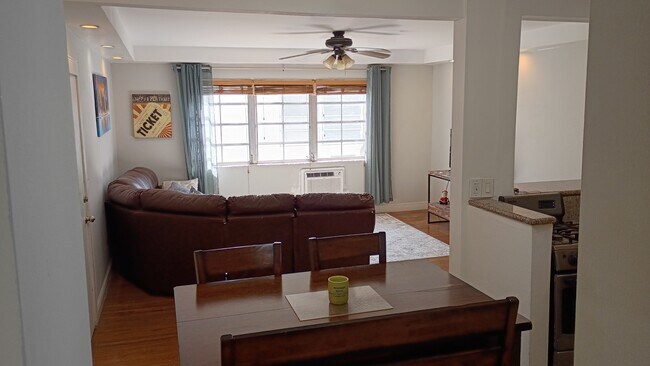 Photo - 1616 Michigan Ave