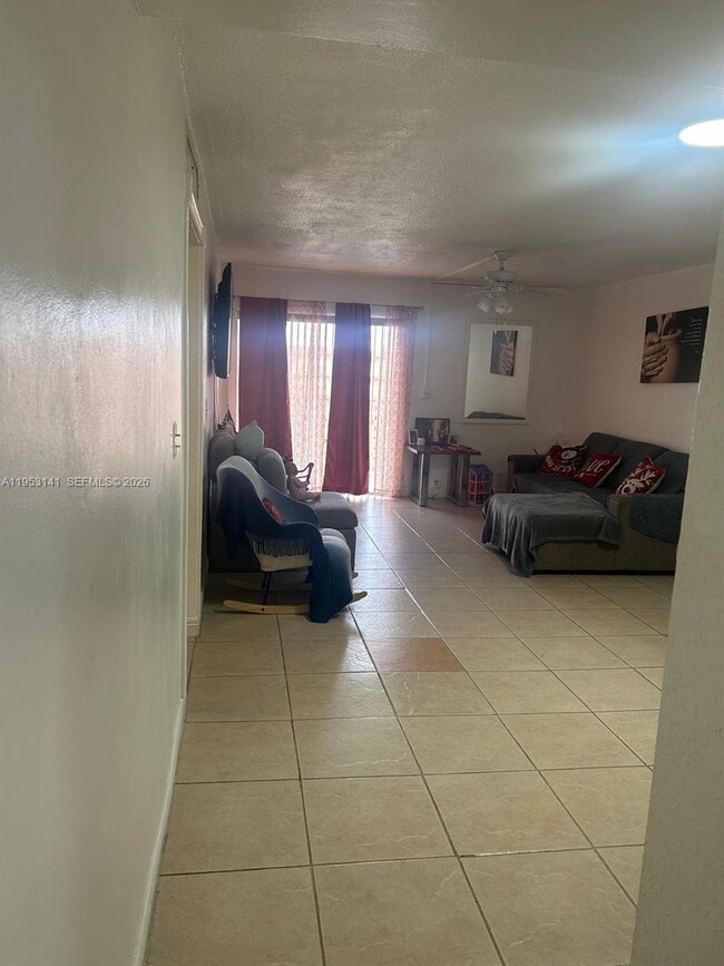 Photo - 1910 W 56th St Unit 3420