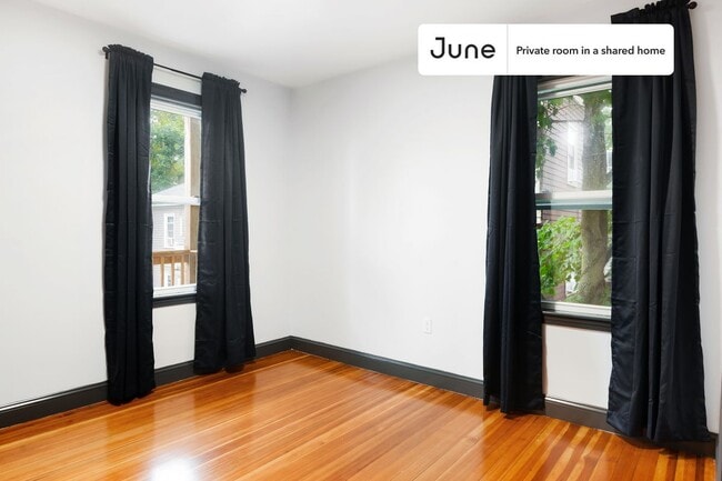 Photo - Room in Shared 4 bed/2 bath home Unidad A