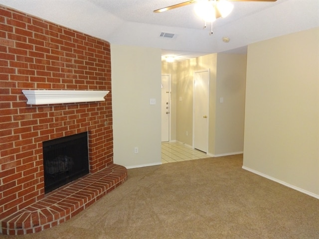 Photo - 721 Stonebrooke Dr