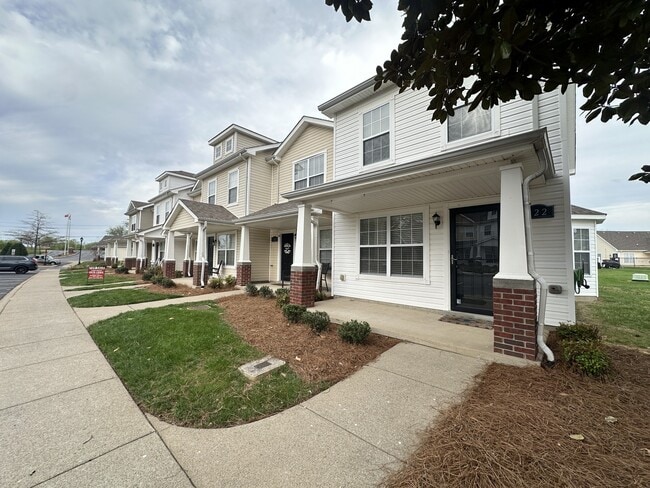 Photo - 122 Alexander Blvd