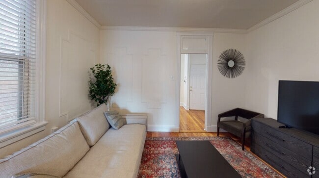 Building Photo - 617 Monroe St Unit 2 Rental