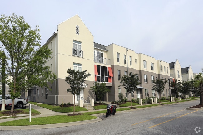 Photo - Link Apartments® Mixson