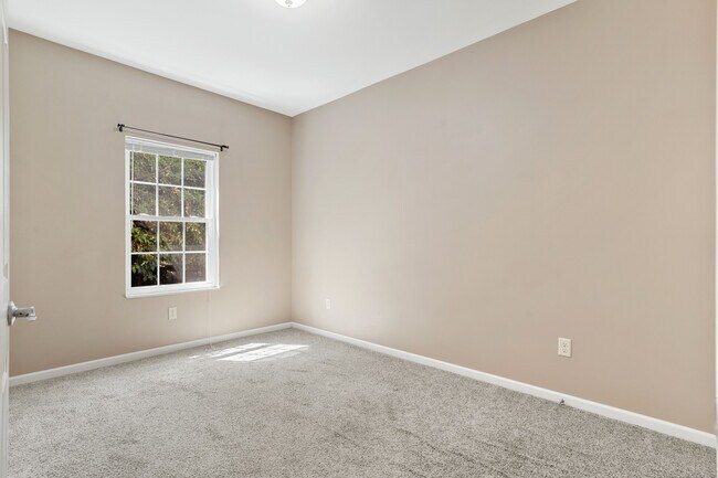 Stonegate Village Apartments