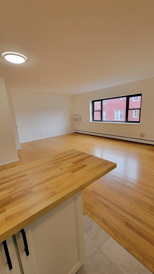 Photo - 204 Woodcliff Ave Unit A3