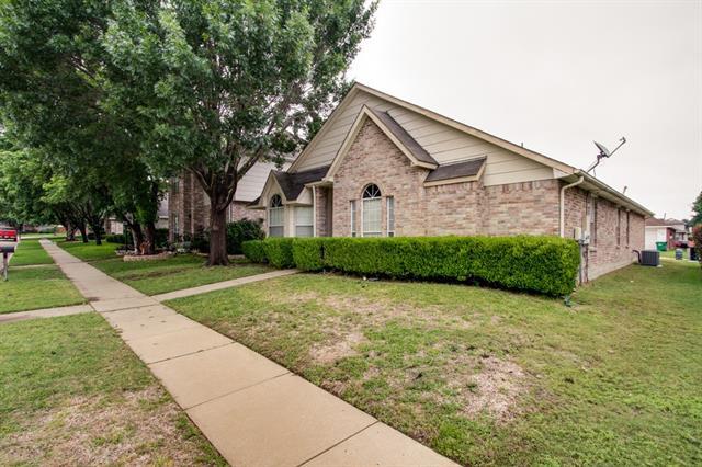Photo - 2104 Regency Dr