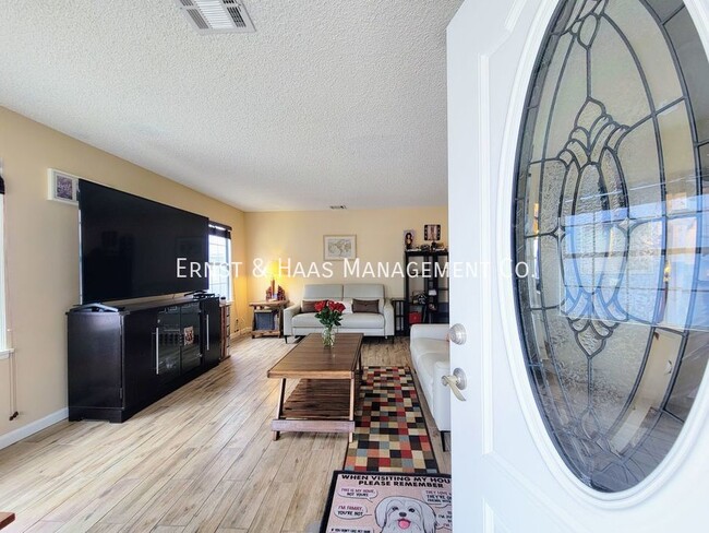 Photo - 21417 Rossford Ave