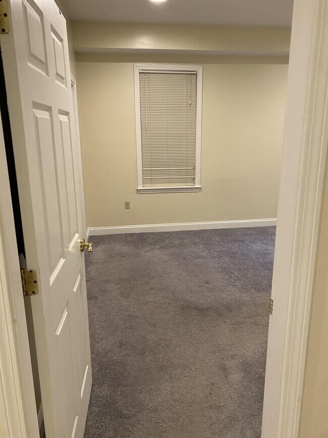 Photo - 454 Green St Unit 2