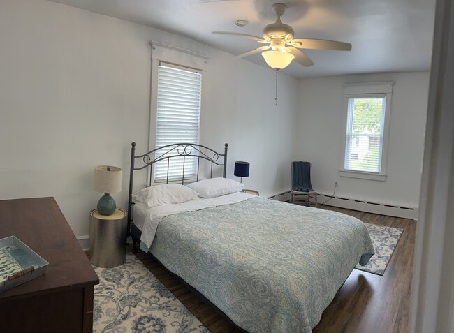 Photo - 15 W Connecticut Ave