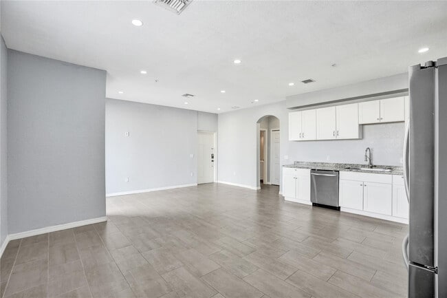 Photo - 2137 Shoma Dr Unit 156 Bldg 17