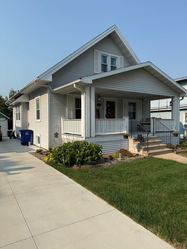 Photo - 217 2nd St