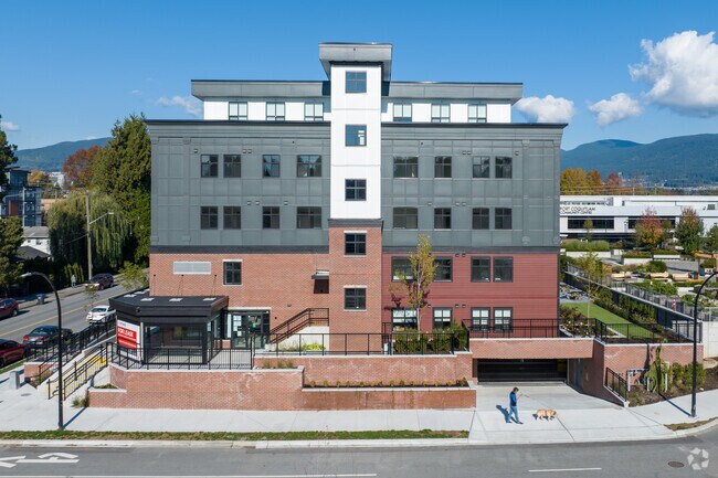 Photo - Kew Lifestyles at Montrose