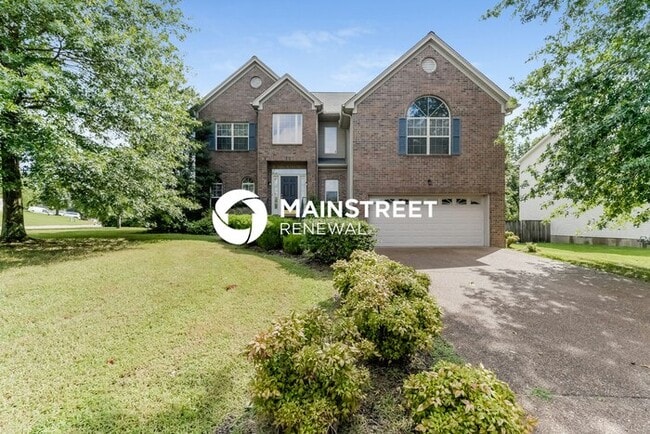 Building Photo - 4 Bedroom Pet-Friendly Home in Goodlettsville, TN with Main Street Renewal